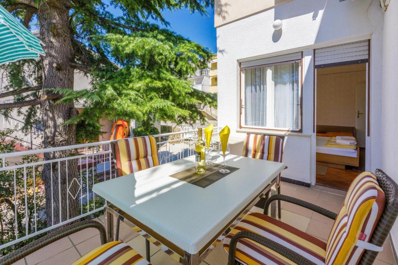 Apartments Danica Dramalj Exterior photo