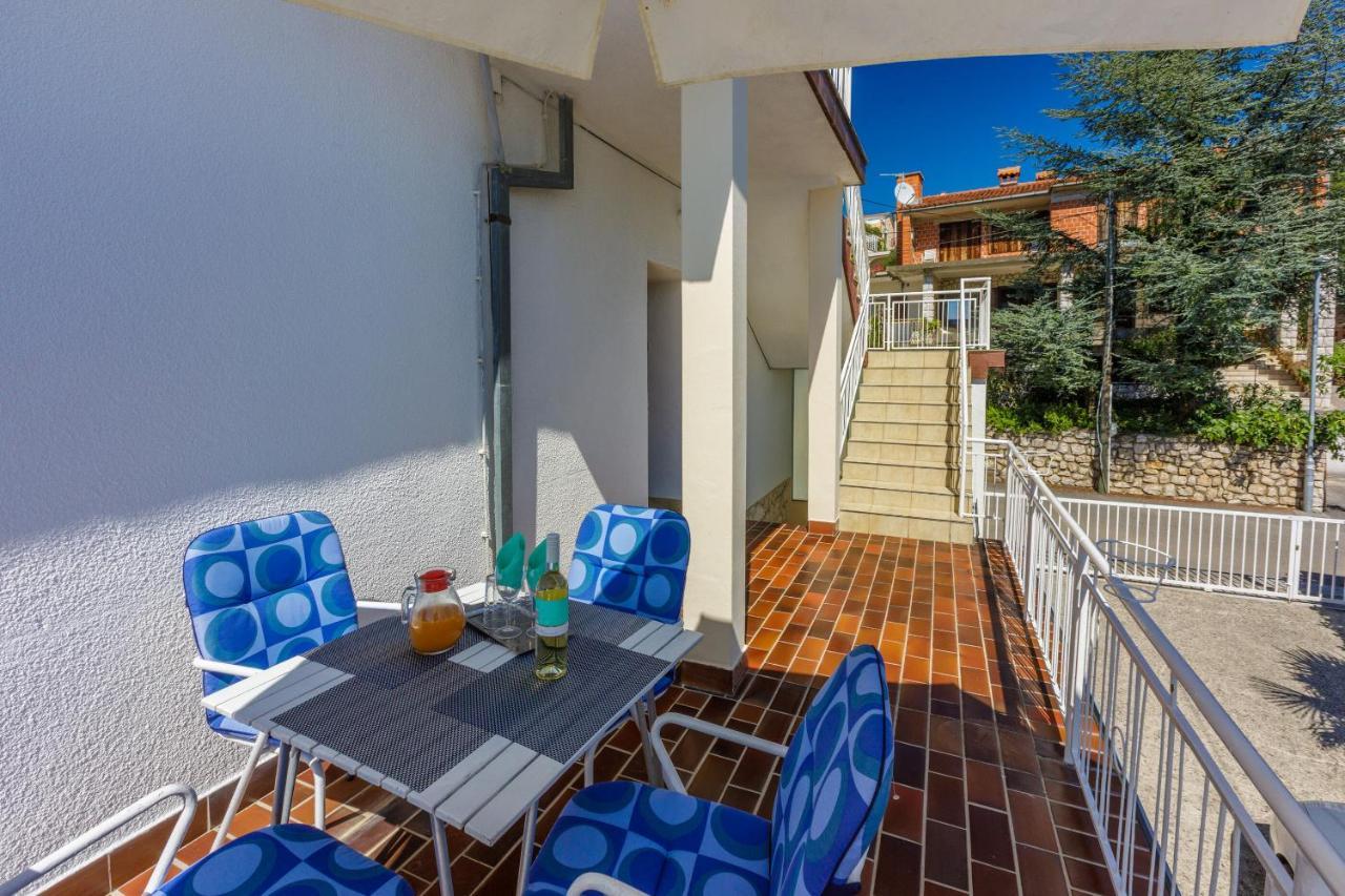 Apartments Danica Dramalj Exterior photo